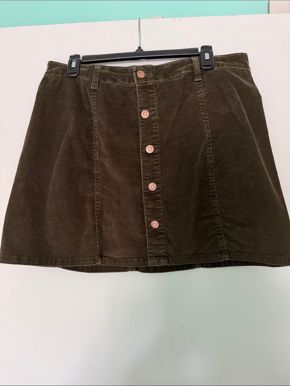 Corduroy Button-Front Mini Skirt - Green